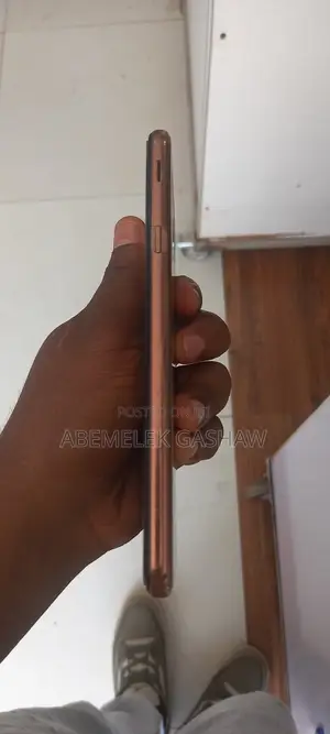 Samsung Galaxy J4 Plus 32 GB Gold
