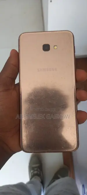Samsung Galaxy J4 Plus 32 GB Gold