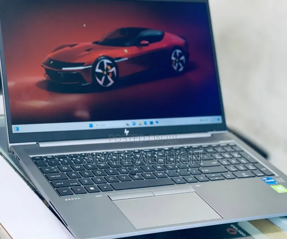 New Laptop HP ZBook Studio 16GB Intel Core i7 SSD 512GB