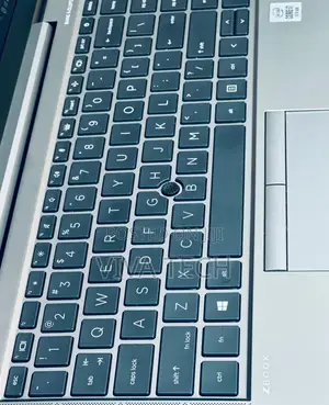 New Laptop HP ZBook Studio 16GB Intel Core i7 SSD 512GB