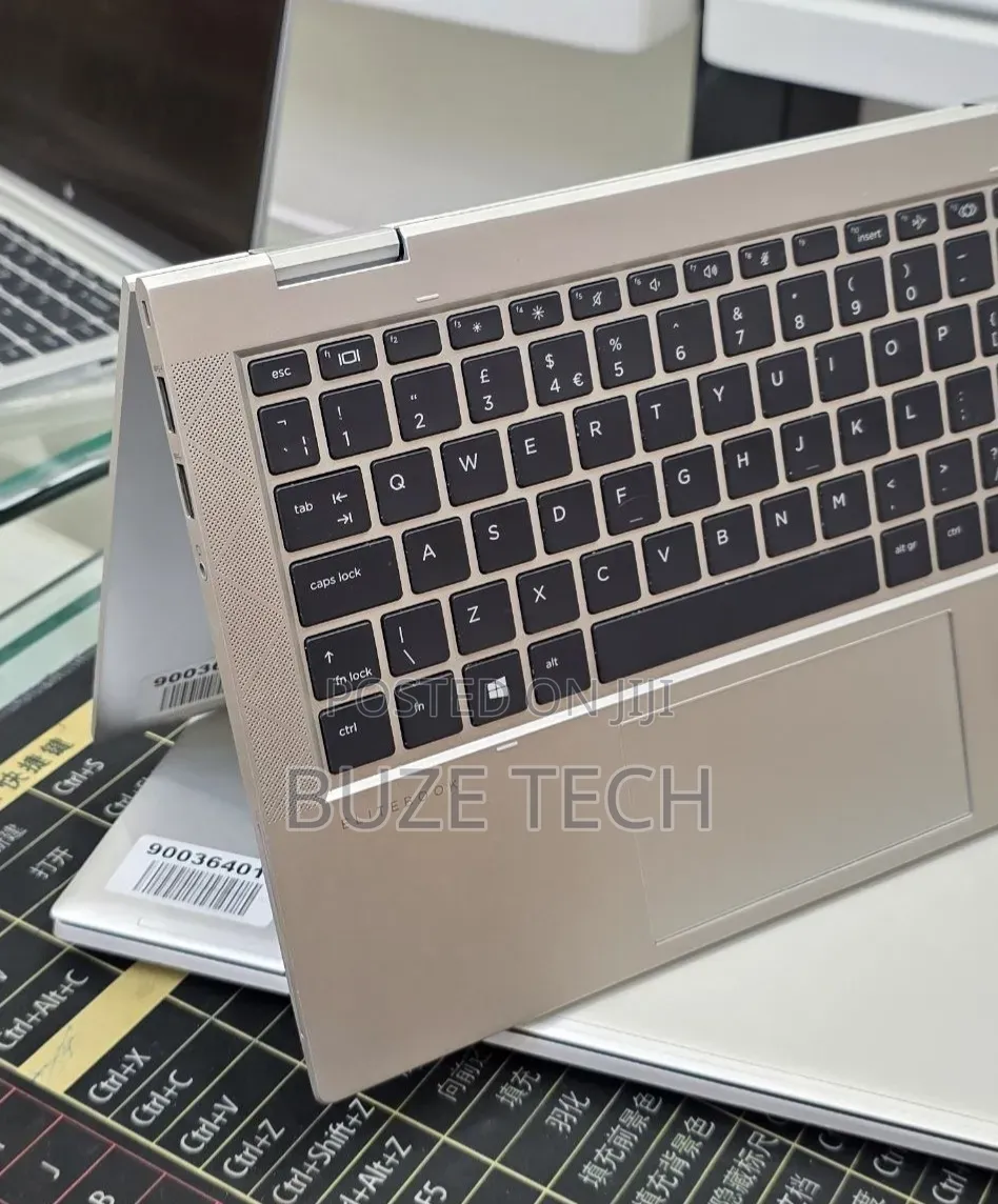 New Laptop HP EliteBook 830 G8 16GB Intel Core i5 SSD 512GB