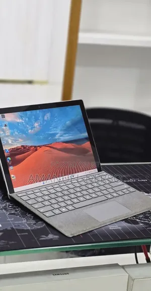 New Laptop Microsoft Surface Pro 7 16GB Intel Core i5 SSD 256GB