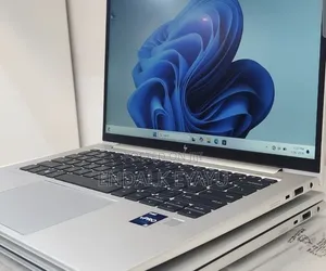 New Laptop HP EliteBook 840 G9 16GB Intel Core i5 SSD 512GB
