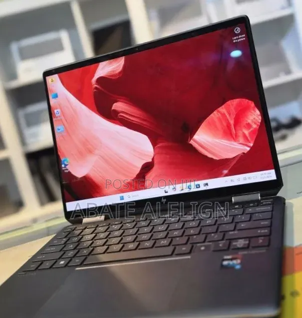 New Laptop HP Spectre 16GB Intel Core i7 SSD 1T