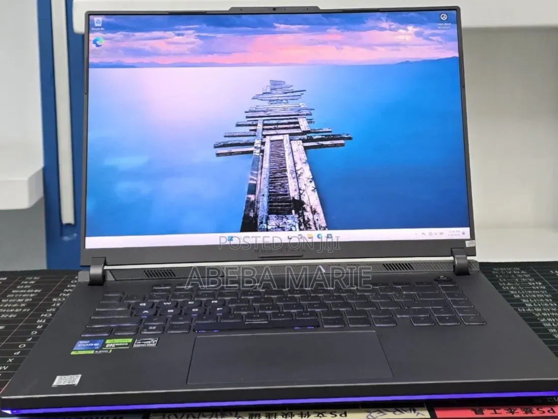 New Laptop Asus ROG Strix G16 G614 16GB Intel Core i7 SSD 1T