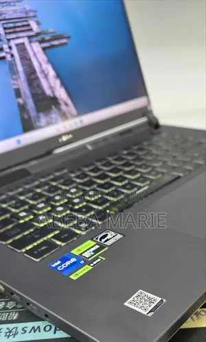 New Laptop Asus ROG Strix G16 G614 16GB Intel Core i7 SSD 1T