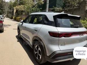 BYD Yuan Up 2025 Ivory