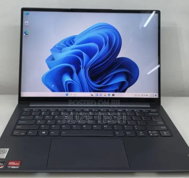 New Laptop Lenovo 16GB AMD Ryzen 7 SSD 512GB