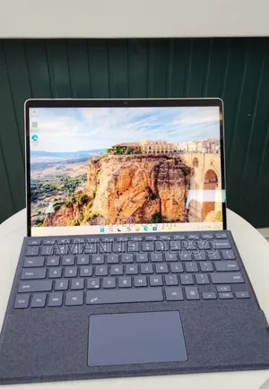 New Laptop Microsoft Surface Pro 9 16GB Intel Core i7 SSD 512GB