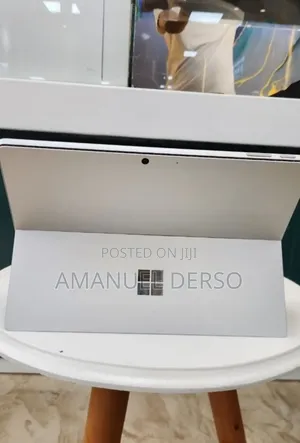 New Laptop Microsoft Surface Pro 9 16GB Intel Core i7 SSD 512GB