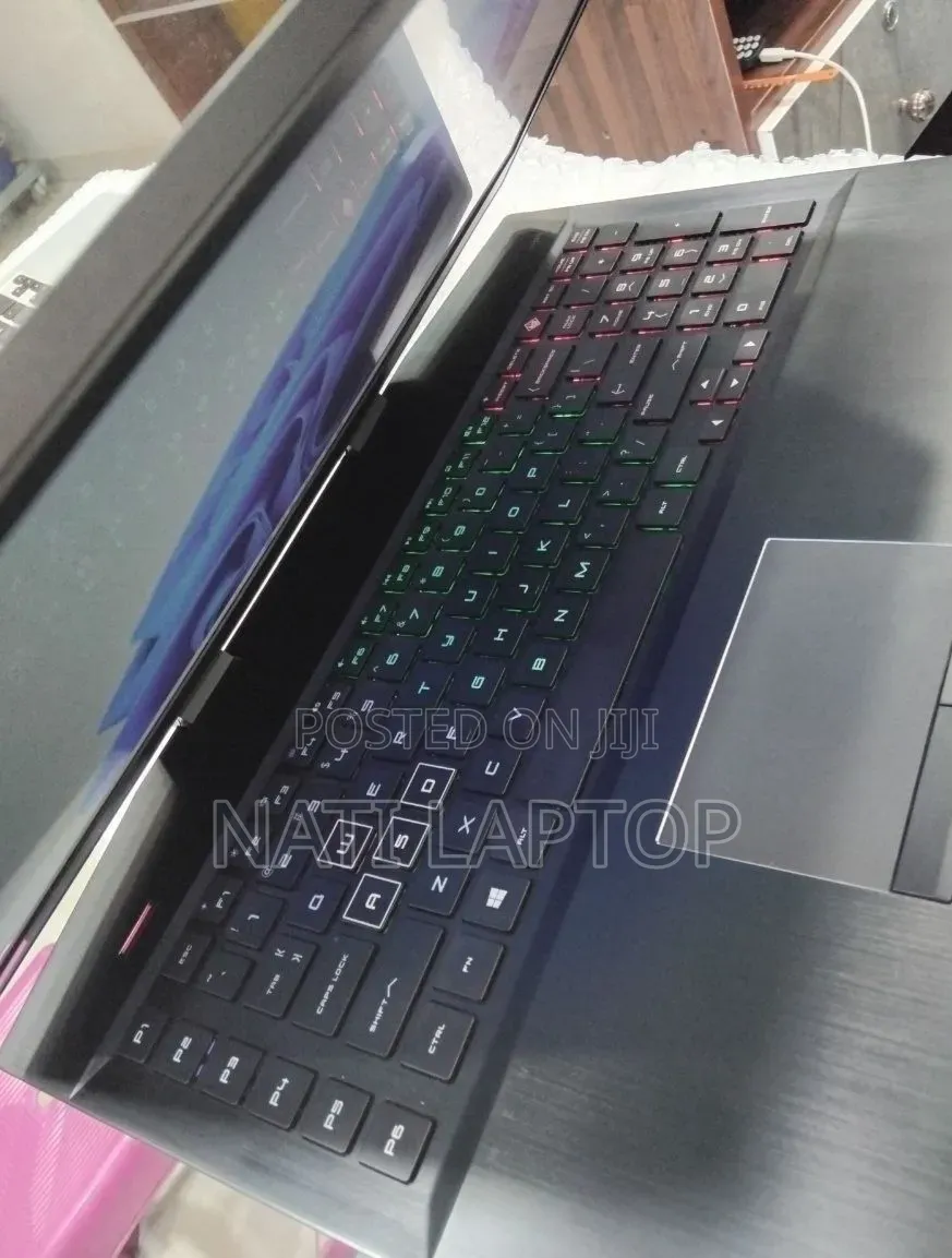 New Laptop HP Omen 17 16GB Intel Core i7 SSD 512GB