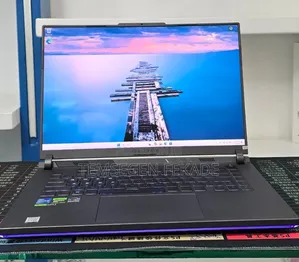 New Laptop Asus ROG Strix G16 G614 16GB Intel Core i7 SSD 1T