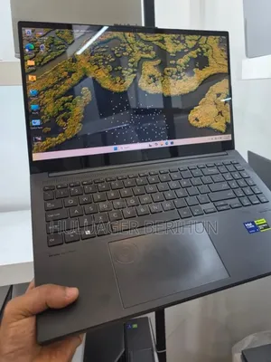 New Laptop Asus Vivobook 15 16GB Intel Core Ultra 9 SSD 512GB