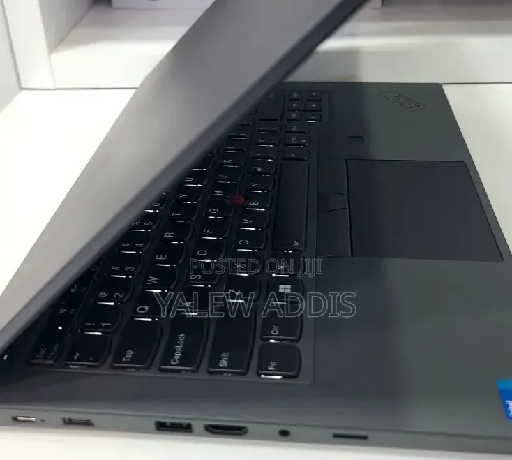 New Laptop Lenovo ThinkPad T14 16GB Intel Core i5 SSD 512GB