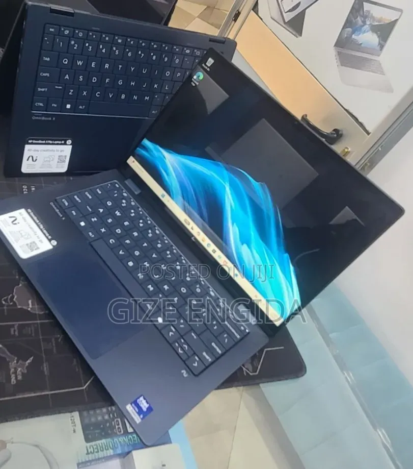 New Laptop HP OmniBook X Flip 14" 16GB Intel Core Ultra 5 SSD 512GB