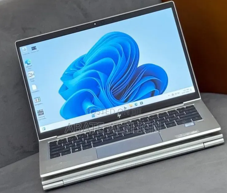 New Laptop HP EliteBook 830 G8 16GB Intel Core i7 SSD 512GB