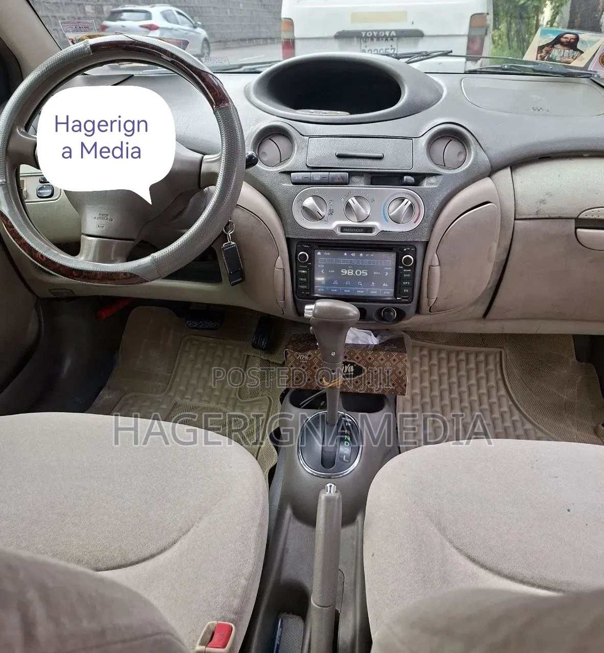 Toyota Platz 2005 Silver