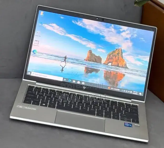 New Laptop HP EliteBook 830 G8 16GB Intel Core i5 SSD 512GB