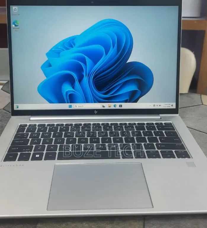 New Laptop HP EliteBook 840 G9 16GB Intel Core i7 SSD 512GB