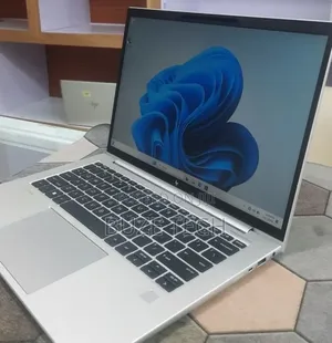 New Laptop HP EliteBook 840 G9 16GB Intel Core i7 SSD 512GB
