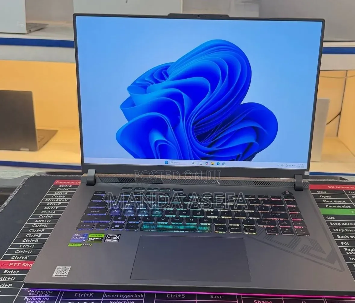 New Laptop Asus ROG Strix G16 G614 16GB Intel Core i9 SSD 1T