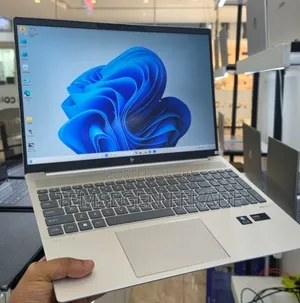 New Laptop HP Pavilion 15 16GB Intel Core Ultra 7 SSD 1T