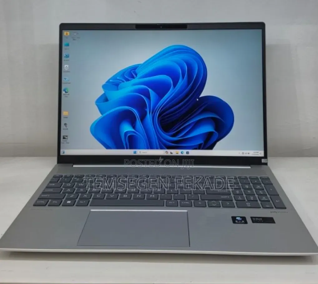 New Laptop HP Pavilion 15 16GB Intel Core Ultra 7 SSD 1T