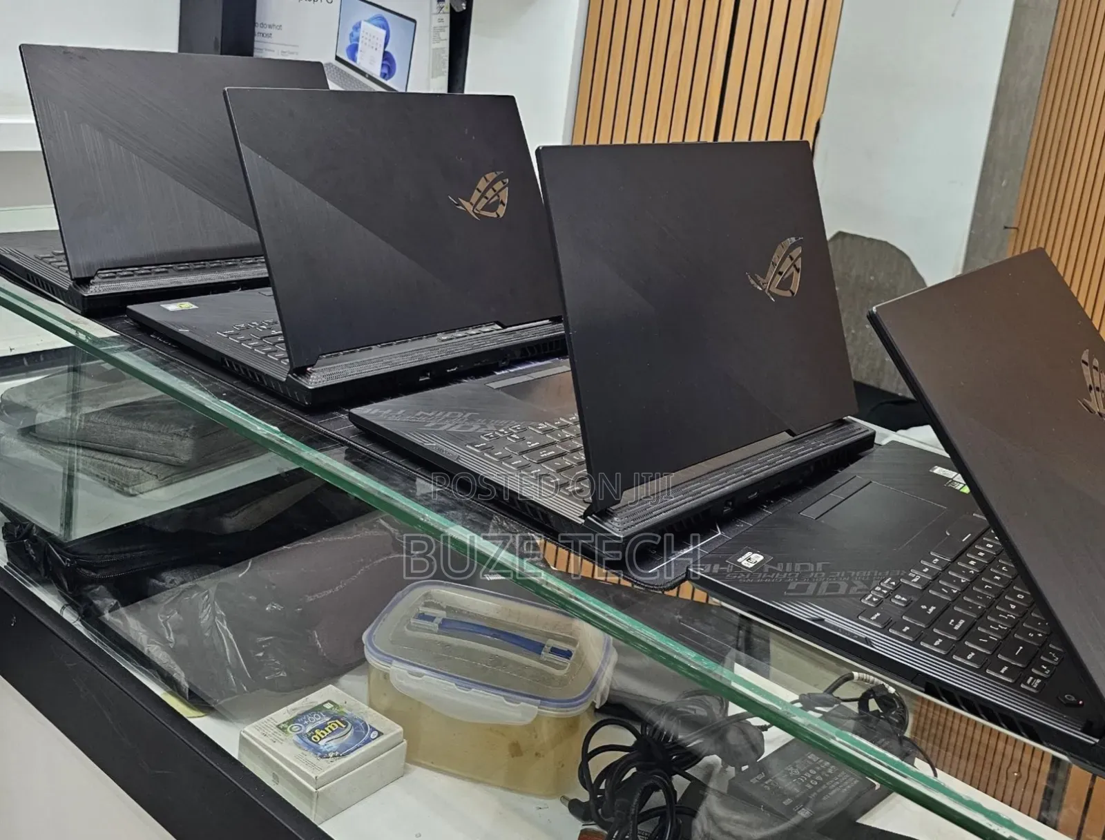New Laptop Asus 16GB Intel Core i7 SSD 512GB
