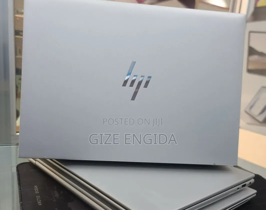 New Laptop HP EliteBook 840 G10 16GB Intel Core i7 SSD 512GB
