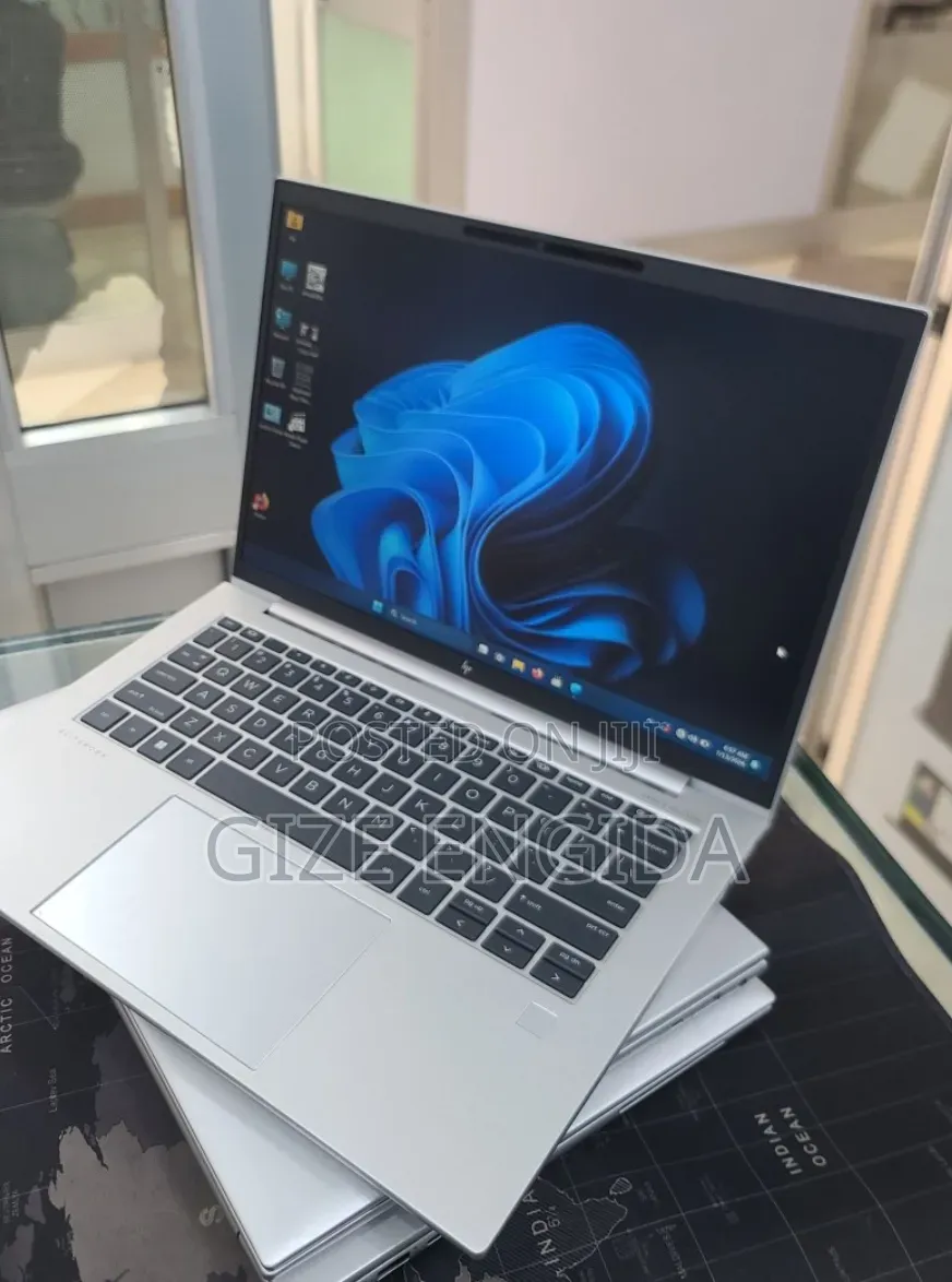 New Laptop HP EliteBook 840 G10 16GB Intel Core i7 SSD 512GB