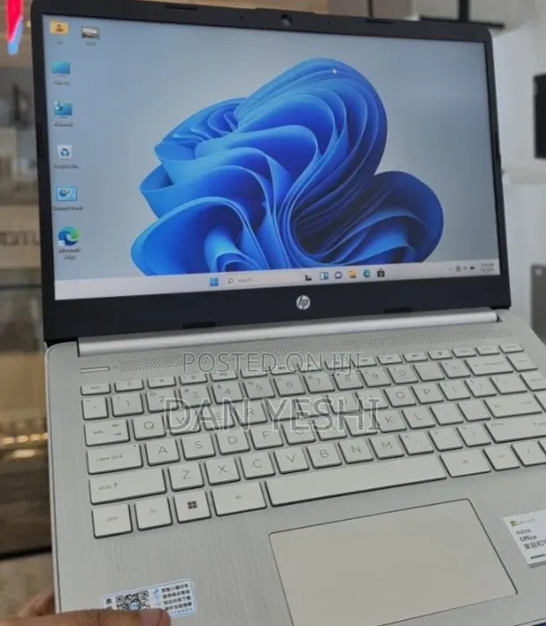 New Laptop HP Stream Notebook 16GB Intel Core i5 SSD 1T