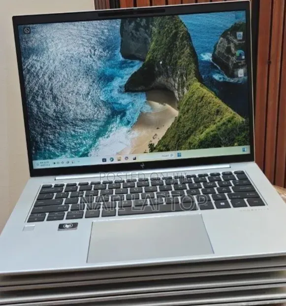 New Laptop HP EliteBook 840 G9 16GB Intel Core i7 SSD 512GB