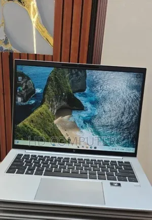 New Laptop HP EliteBook 840 G9 16GB Intel Core i7 SSD 512GB