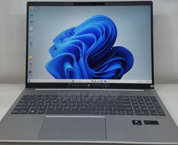 New Laptop HP Pavilion 15 16GB Intel Core Ultra 7 SSD 1T