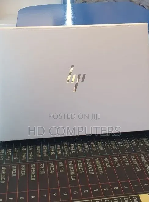 New Laptop HP EliteBook 840 G10 16GB Intel Core i7 SSD 512GB