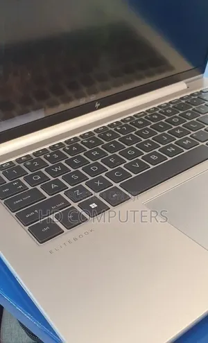 New Laptop HP EliteBook 840 G10 16GB Intel Core i7 SSD 512GB