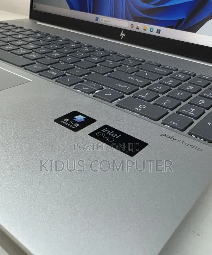 New Laptop HP Pavilion 15 16GB Intel Core Ultra 7 SSD 1T