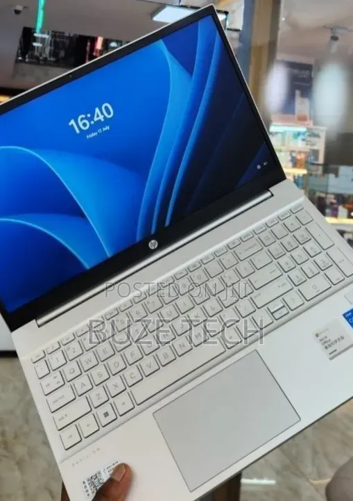 New Laptop HP Pavilion 15 16GB Intel Core i5 SSD 1T