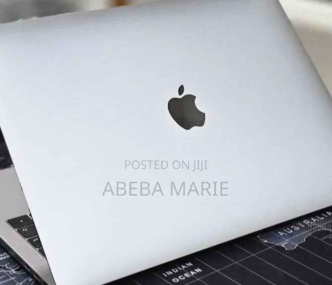 New Laptop Apple MacBook Pro 2019 16GB Intel Core i7 SSD 256GB