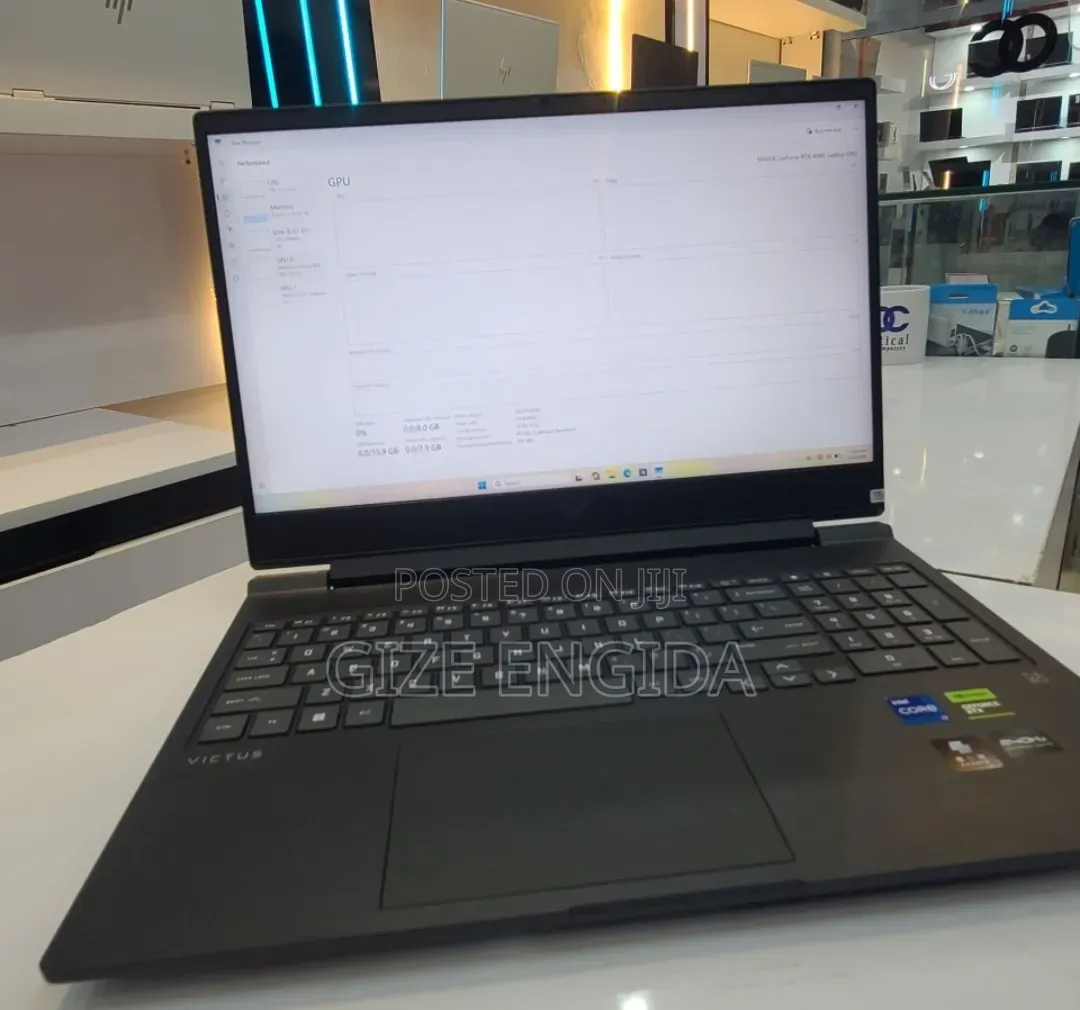 New Laptop HP Victus 15 16GB Intel Core i7 SSD 1T