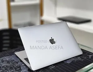 New Laptop Apple MacBook Pro 2019 16GB Intel Core i7 SSD 256GB