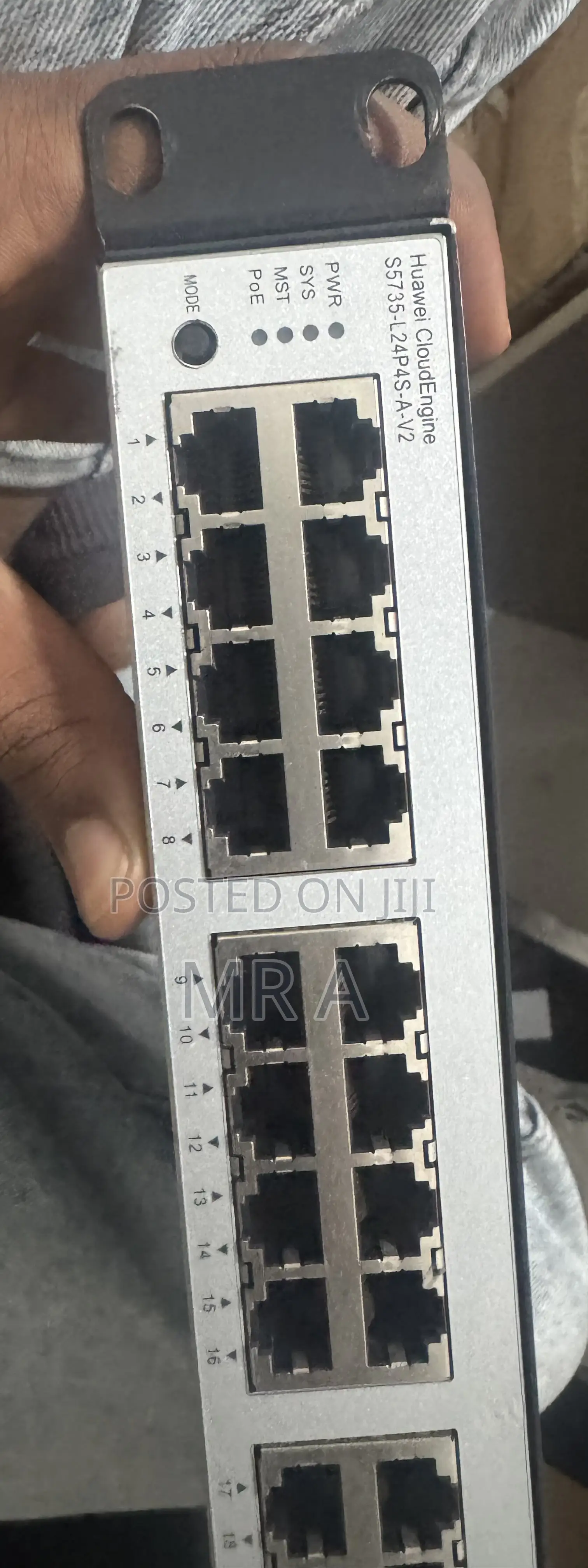 Huawei S5735-L24p4s-a-V2