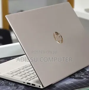 New Laptop HP Pavilion 15 8GB Intel Core i5 SSD 512GB