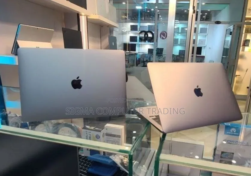 New Laptop Apple MacBook Air 2020 M1 8GB Apple M1 SSD 256GB
