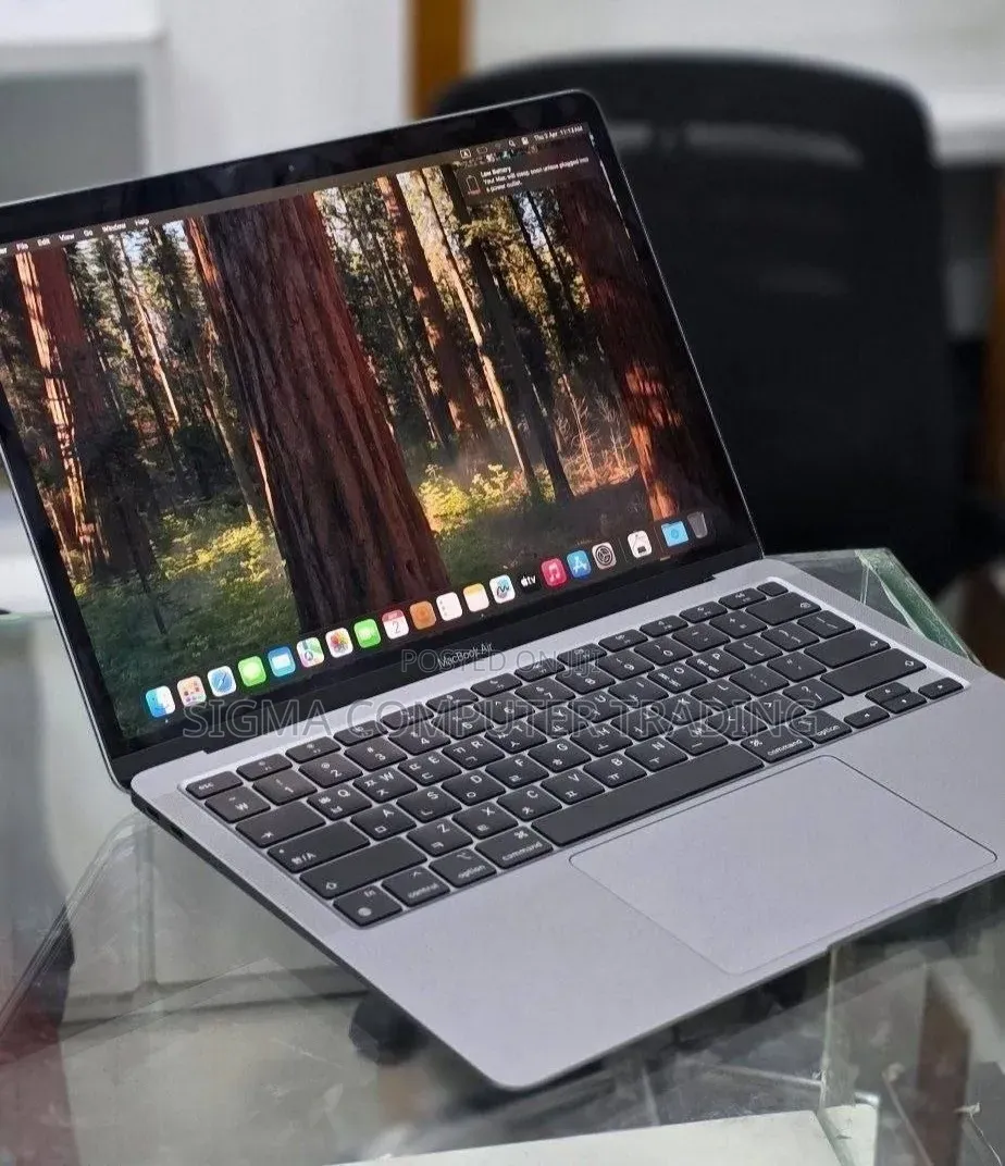 New Laptop Apple MacBook Air 2020 M1 8GB Apple M1 SSD 256GB