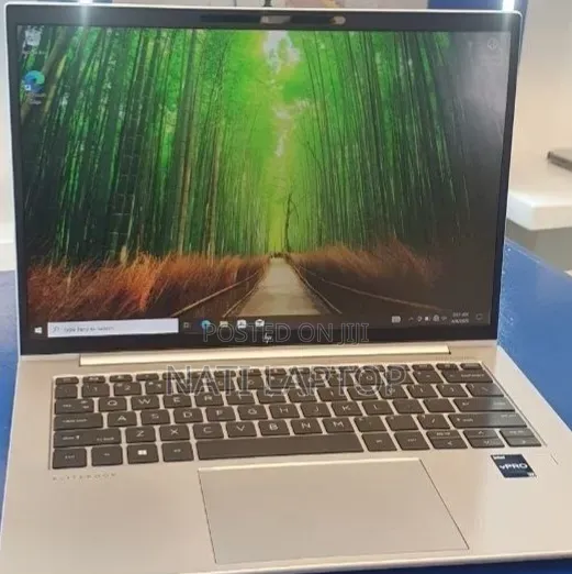 New Laptop HP EliteBook 840 G10 32GB Intel Core i7 SSD 512GB