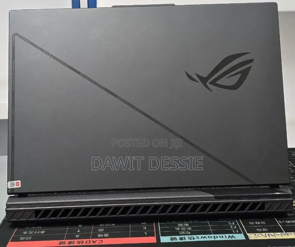 New Laptop Asus ROG Strix G16 16GB Intel Core i7 SSD 1T