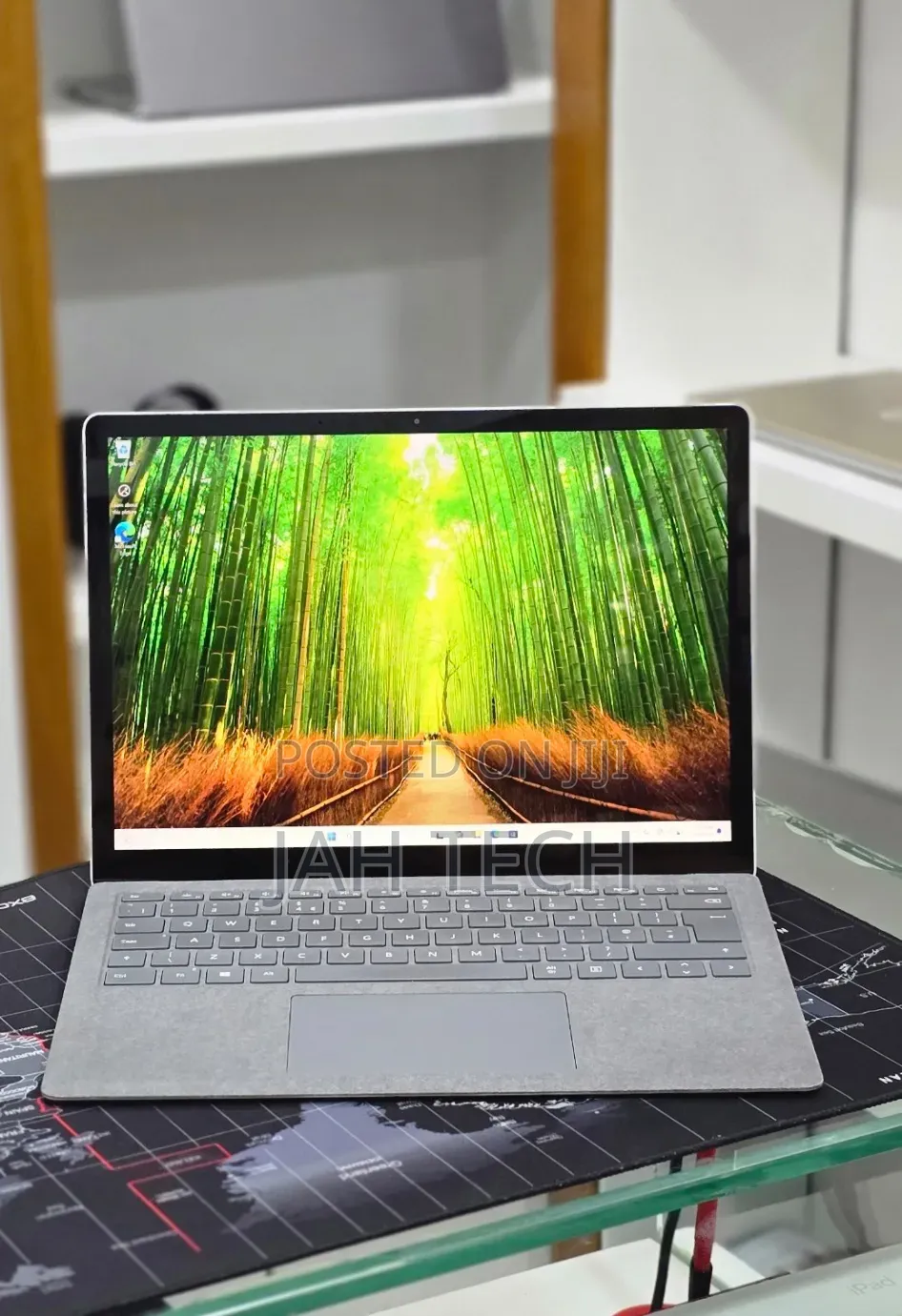 New Laptop Microsoft Surface 16GB Intel Core i7 SSD 512GB