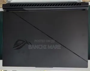 New Laptop Asus ROG Strix G18 32GB Intel Core i9 SSD 2T
