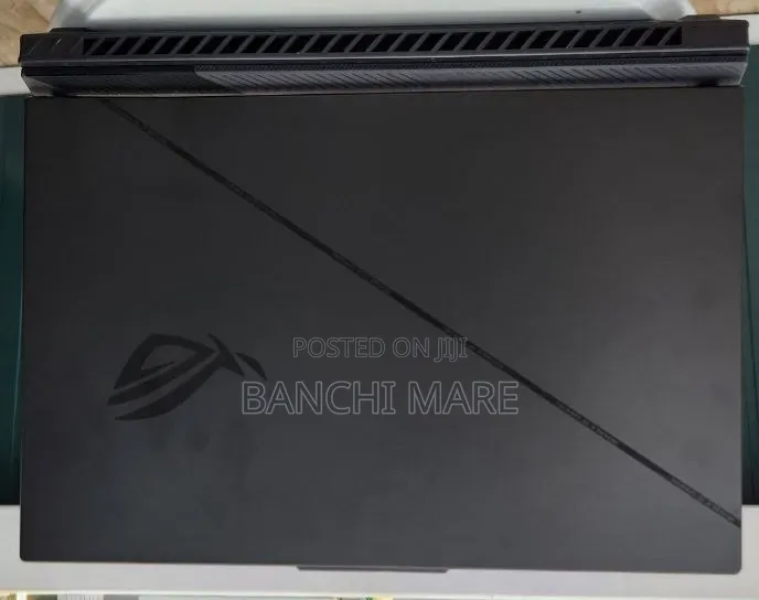 New Laptop Asus ROG Strix G18 32GB Intel Core i9 SSD 2T